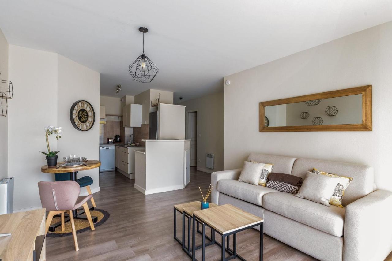 Appartement Porte Royale Avec Parking - Welkeys La Rochelle  Esterno foto